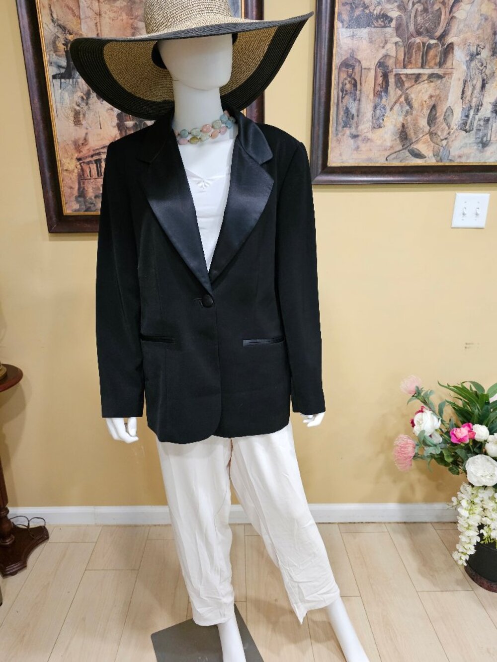 Cynthia Taylor, Tuxedo Jacket, size L